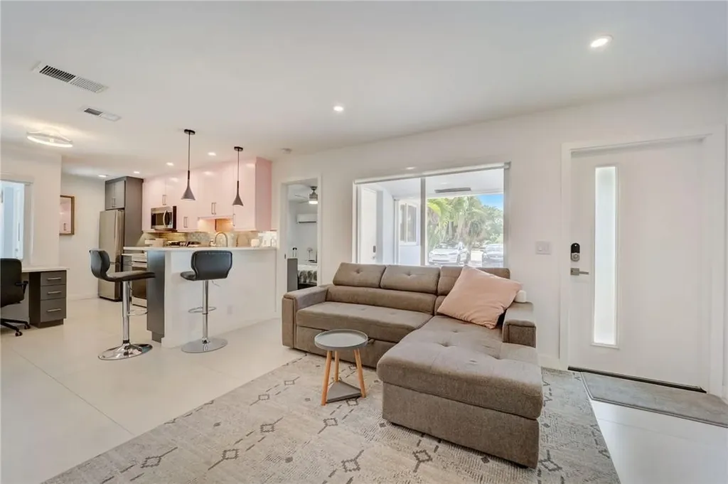 50 NE 30th Court Wilton Manors FL 33334