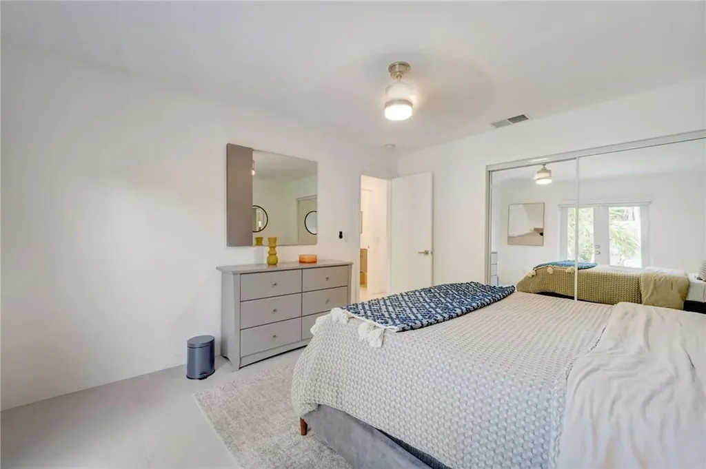 50 NE 30th Court Wilton Manors FL 33334