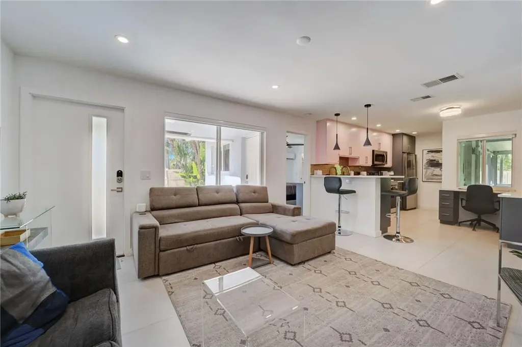 50 NE 30th Court Wilton Manors FL 33334