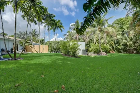 50 NE 30th Court Wilton Manors FL 33334