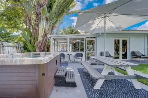 50 NE 30th Court Wilton Manors FL 33334