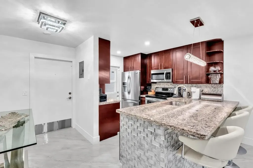 4025 N Federal Highway Fort Lauderdale FL 33308