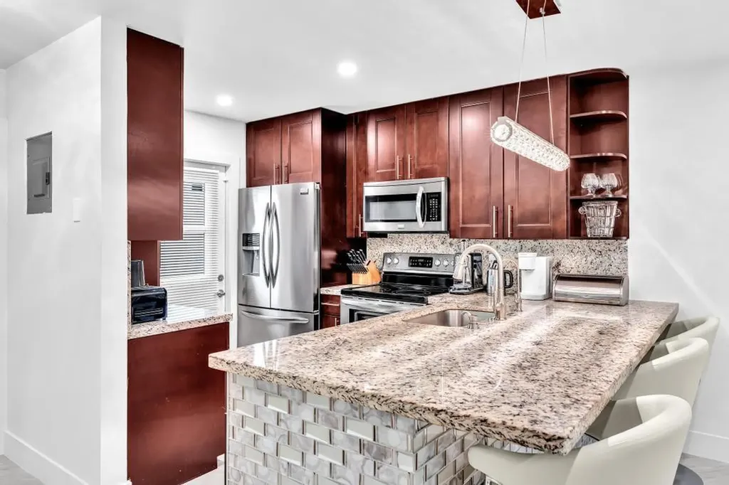 4025 N Federal Highway Fort Lauderdale FL 33308