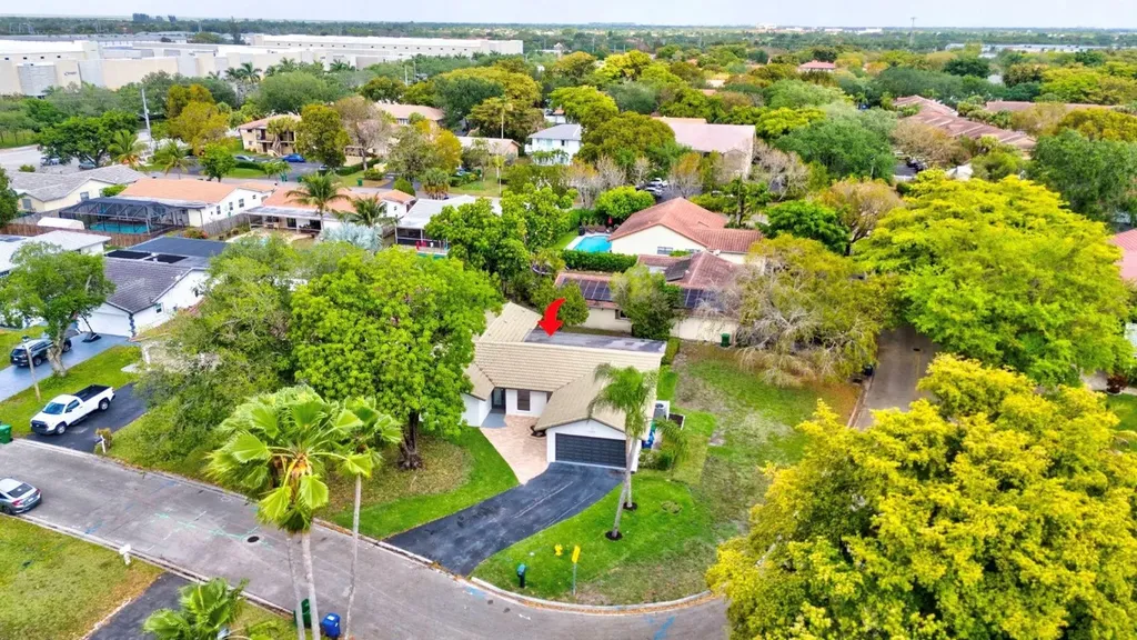 4060 NW 115th Avenue Coral Springs FL 33065