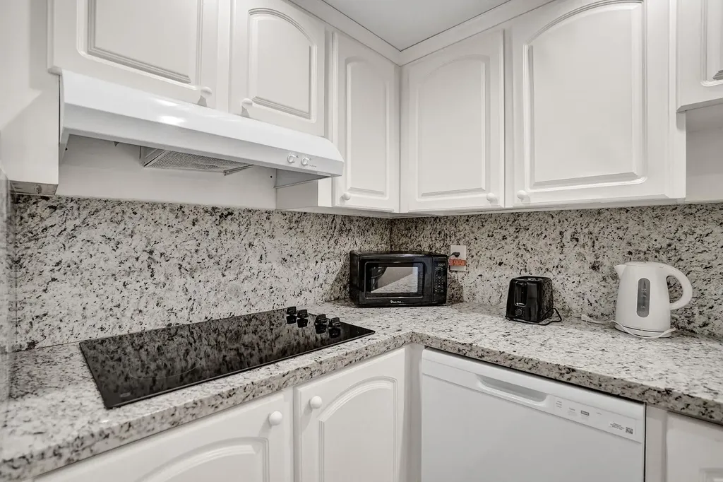 4001 S Ocean Drive Hollywood FL 33019