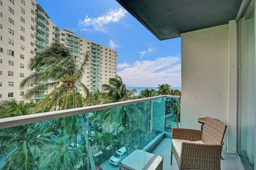 4001 S Ocean Drive Hollywood FL 33019