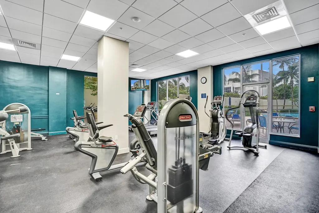 4001 S Ocean Drive Hollywood FL 33019