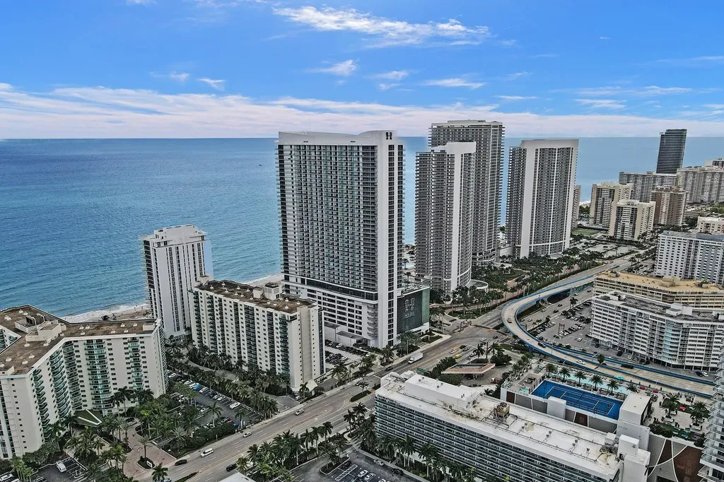 4001 S Ocean Drive Hollywood FL 33019
