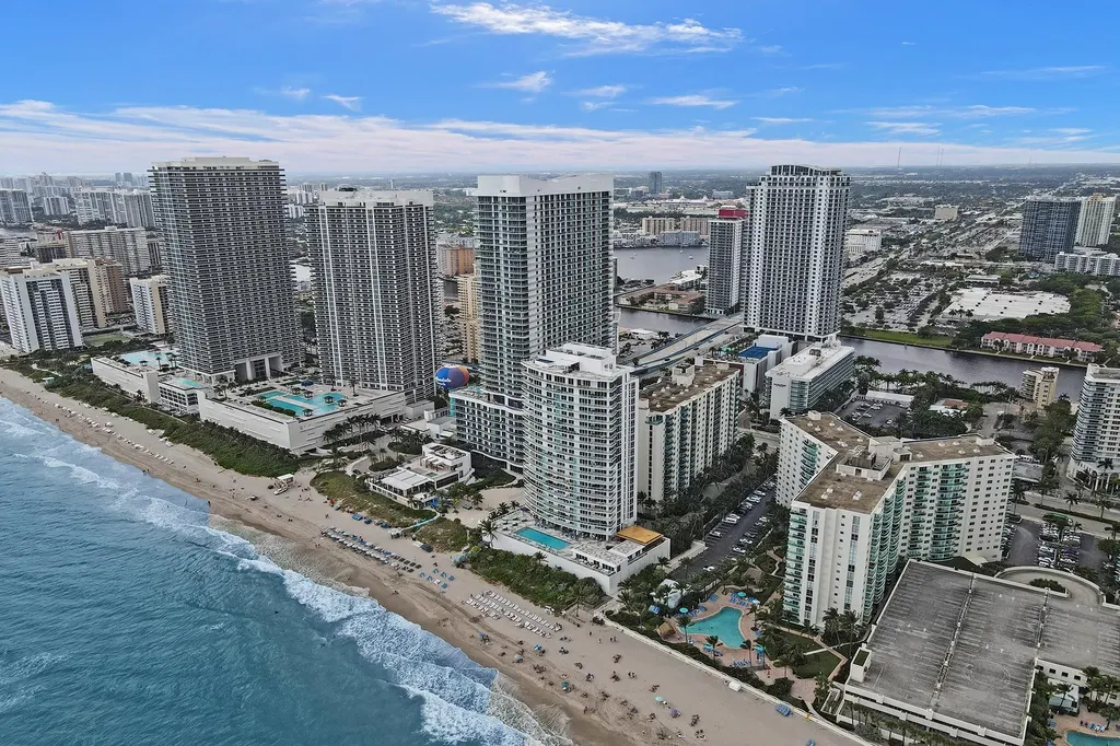4001 S Ocean Drive Hollywood FL 33019