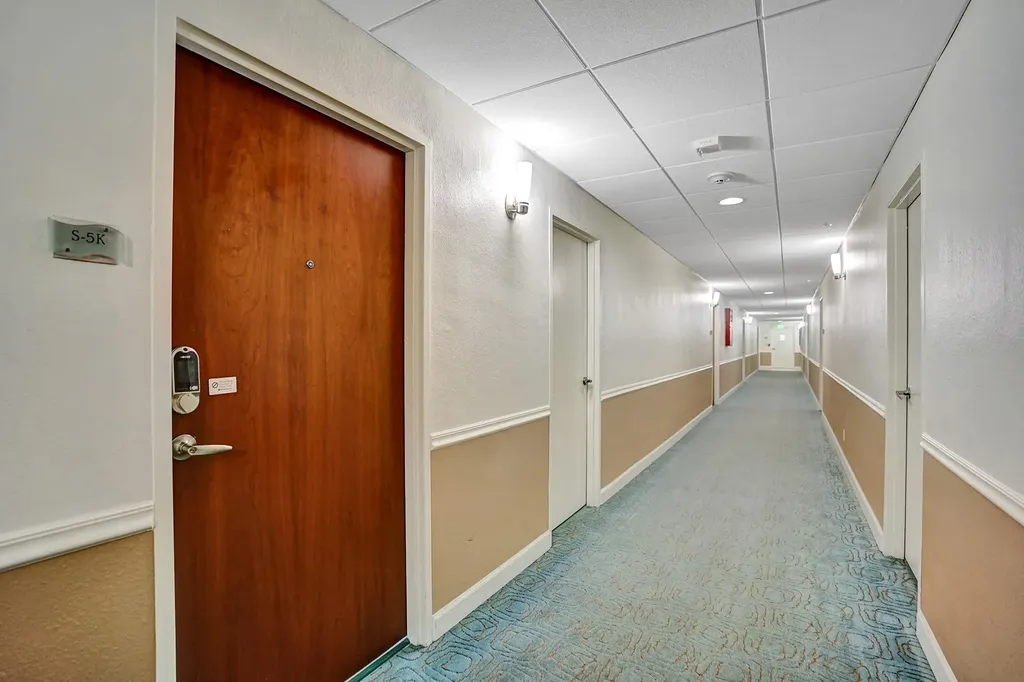 4001 S Ocean Drive Hollywood FL 33019