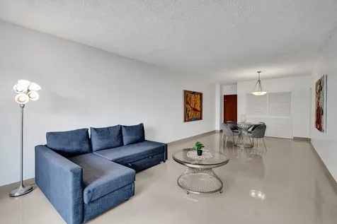 4001 S Ocean Drive Hollywood FL 33019