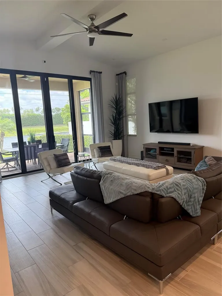 8467 Grand Prix Lane Boynton Beach FL 33472