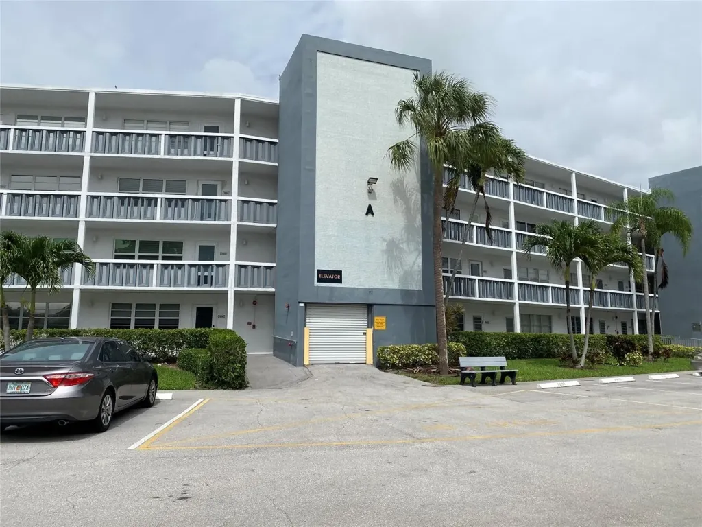 3006 Berkshire A Deerfield Beach FL 33442
