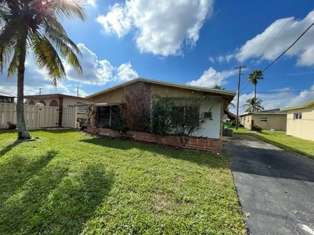 2625 NW 68th Avenue Sunrise FL 33313