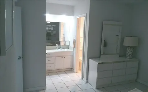 465 Paradise Isle Boulevard Hallandale Beach FL 33009
