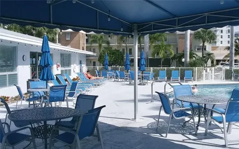 465 Paradise Isle Boulevard Hallandale Beach FL 33009