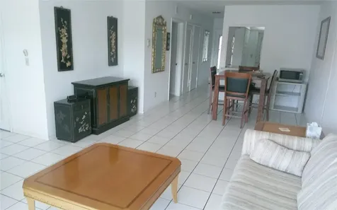 465 Paradise Isle Boulevard Hallandale Beach FL 33009