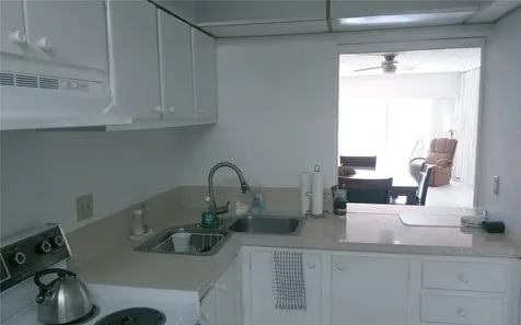 465 Paradise Isle Boulevard Hallandale Beach FL 33009