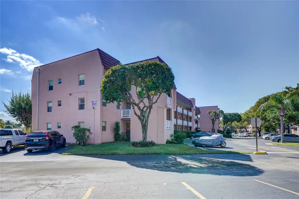 9440 Sunrise Lakes Boulevard Sunrise FL 33322