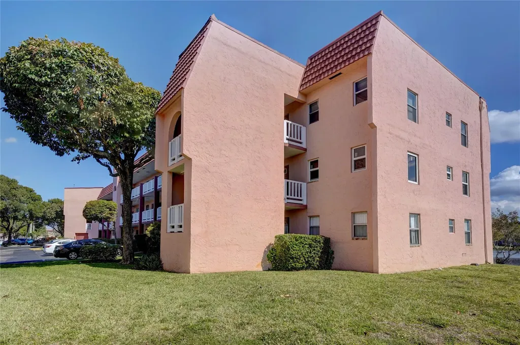 9440 Sunrise Lakes Boulevard Sunrise FL 33322