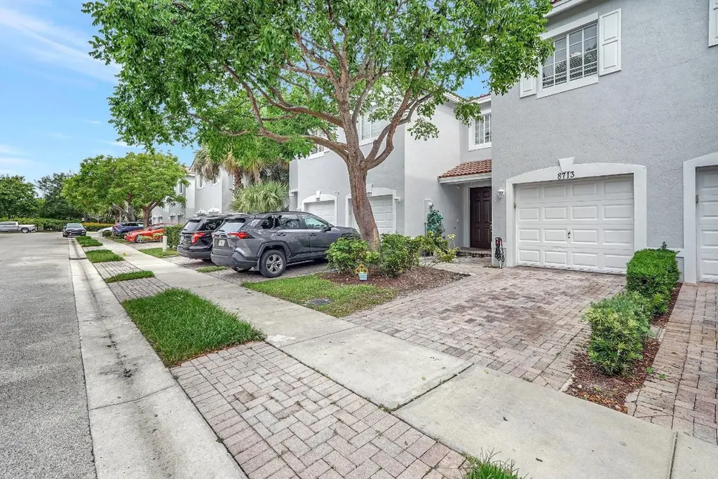 8713 Cypress Walk Court Tamarac FL 33321