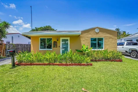 2835 Adams Street Hollywood FL 33020