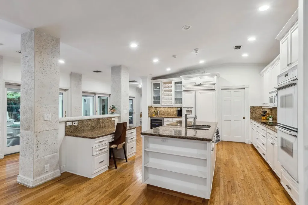 3301 NE 16th Street Fort Lauderdale FL 33304