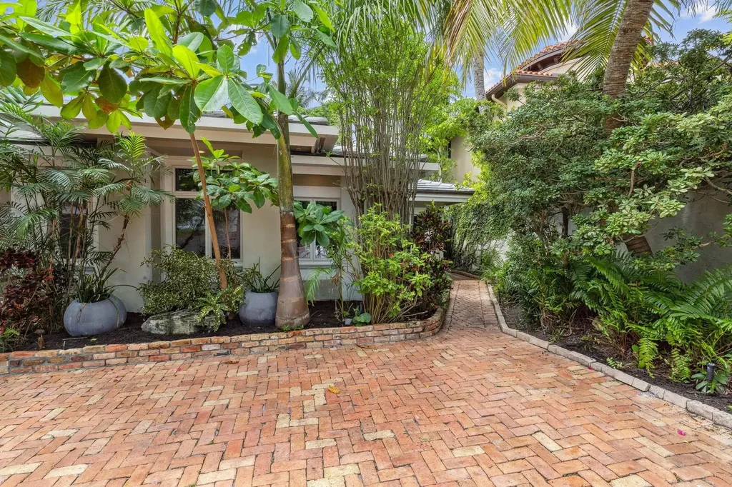 3301 NE 16th Street Fort Lauderdale FL 33304