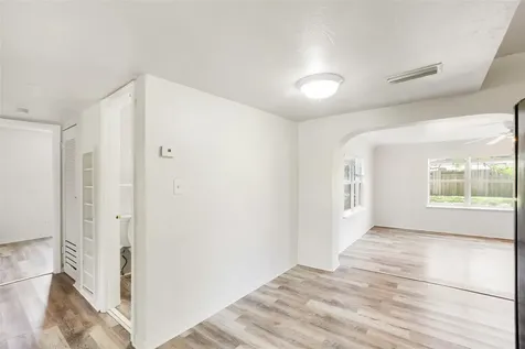 140 SE Serenata Court Port St Lucie FL 34983
