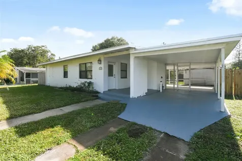 140 SE Serenata Court Port St Lucie FL 34983