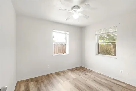 140 SE Serenata Court Port St Lucie FL 34983