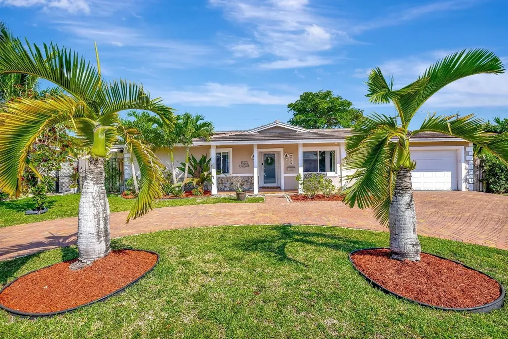 4125 NW 78th Lane Coral Springs FL 33065