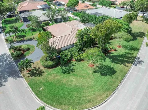11217 NW 10th Manor Coral Springs FL 33071