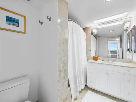 2200 S Ocean Lane Fort Lauderdale FL 33316