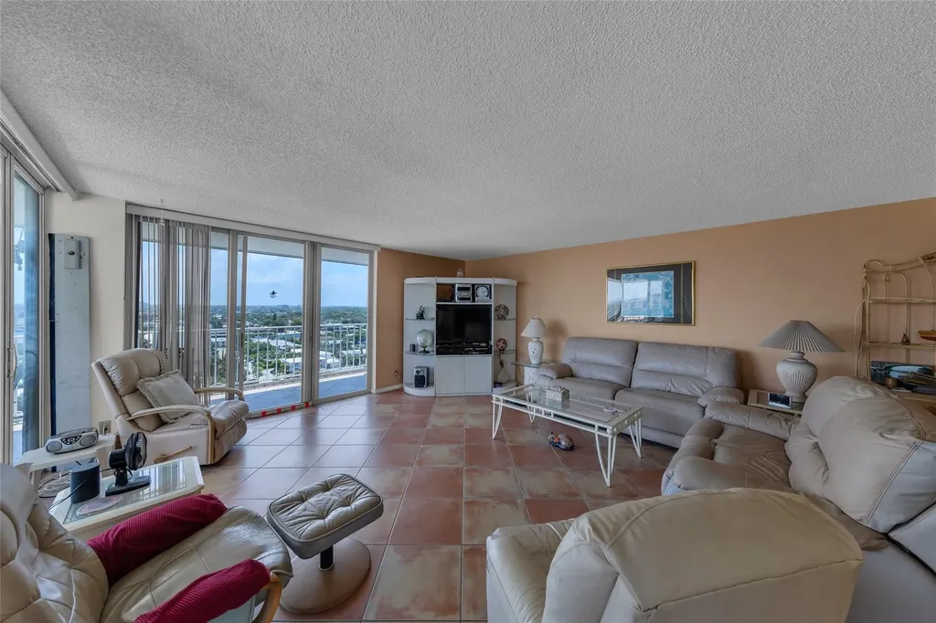 1010 S Ocean Boulevard Pompano Beach FL 33062