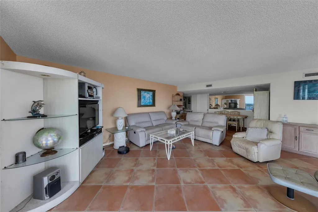 1010 S Ocean Boulevard Pompano Beach FL 33062