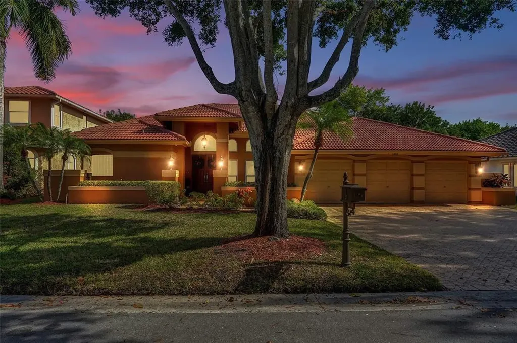 4493 NW 67th Avenue Coral Springs FL 33067