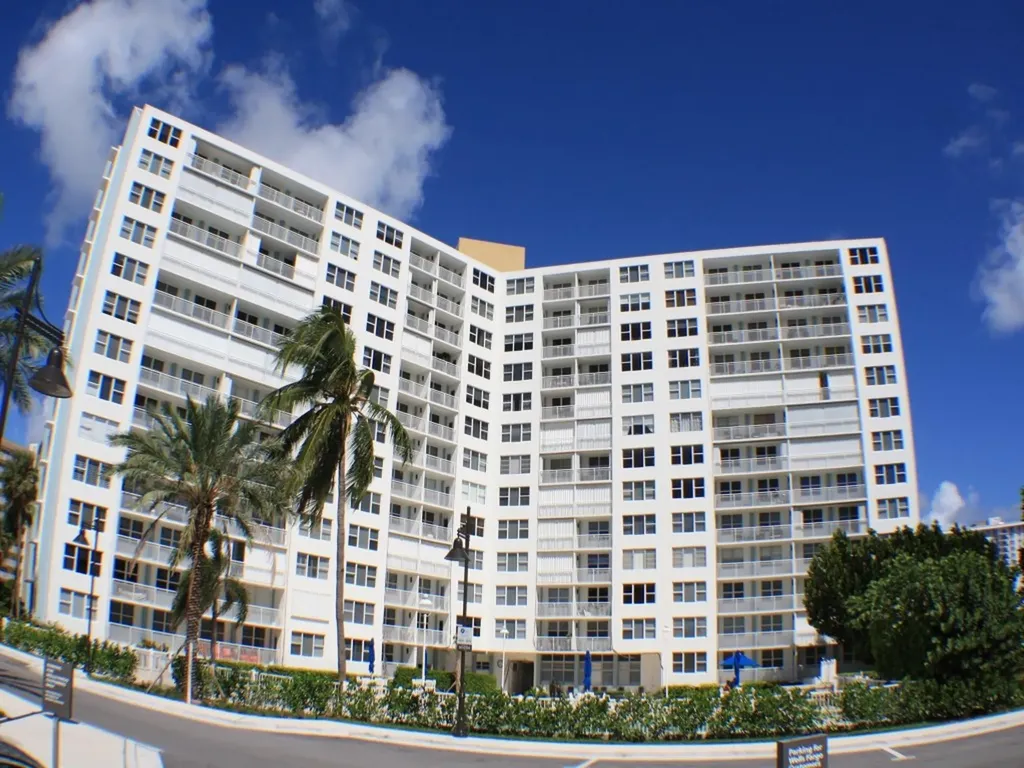 201 N Ocean Boulevard Pompano Beach FL 33062