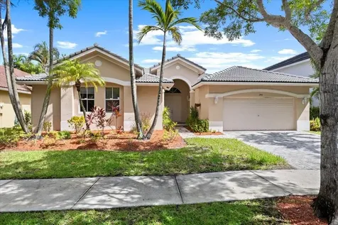 1441 Cardinal Way Weston FL 33327