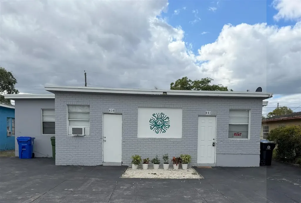 439-441 NW 18th Avenue Fort Lauderdale FL 33311