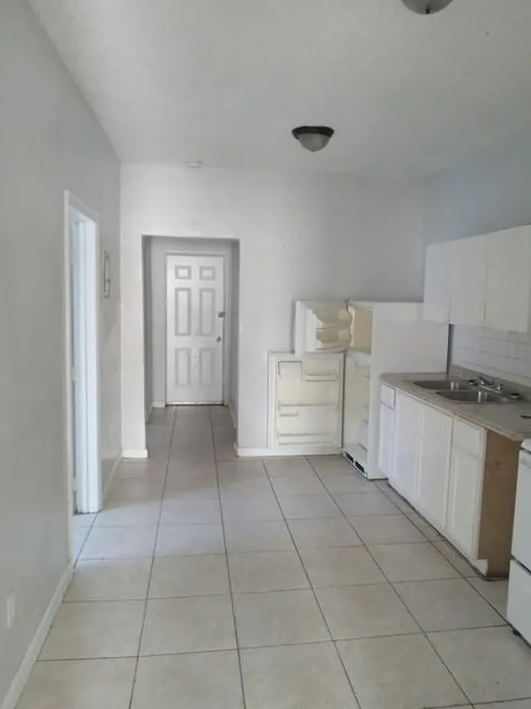 439-441 NW 18th Avenue Fort Lauderdale FL 33311