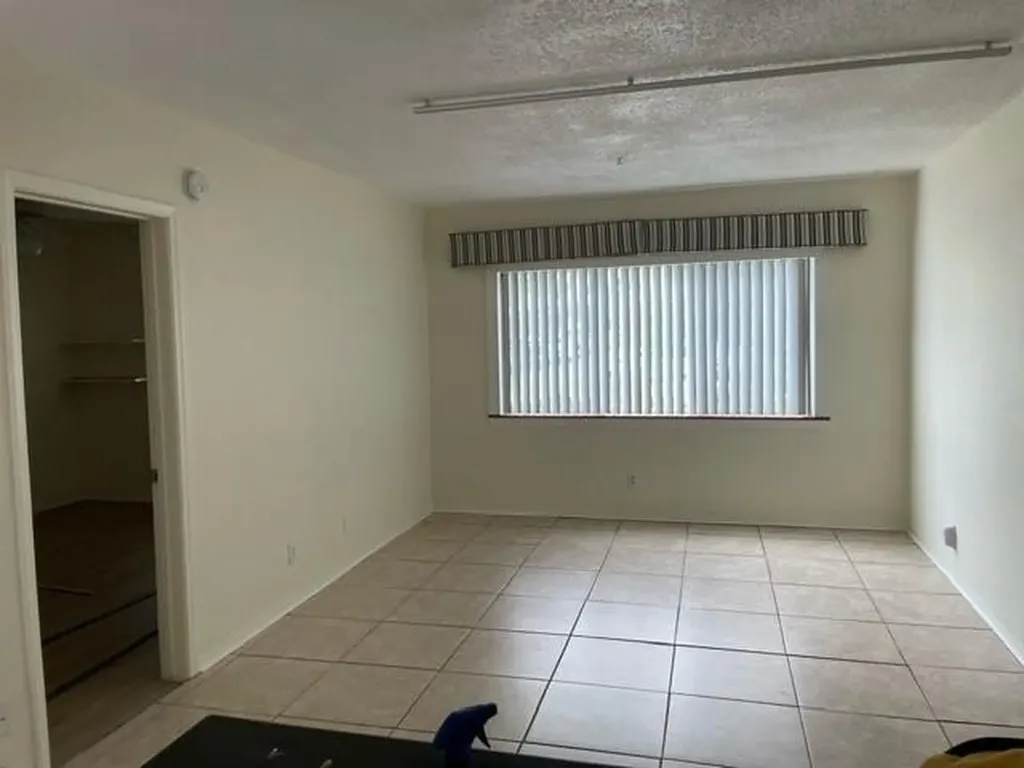 1001 SE 16th Street Fort Lauderdale FL 33316