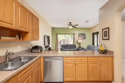 5048 SW 136th Avenue Miramar FL 33027