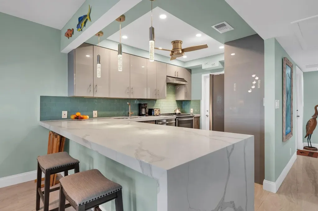 2751 N Palm Aire Drive Pompano Beach FL 33069