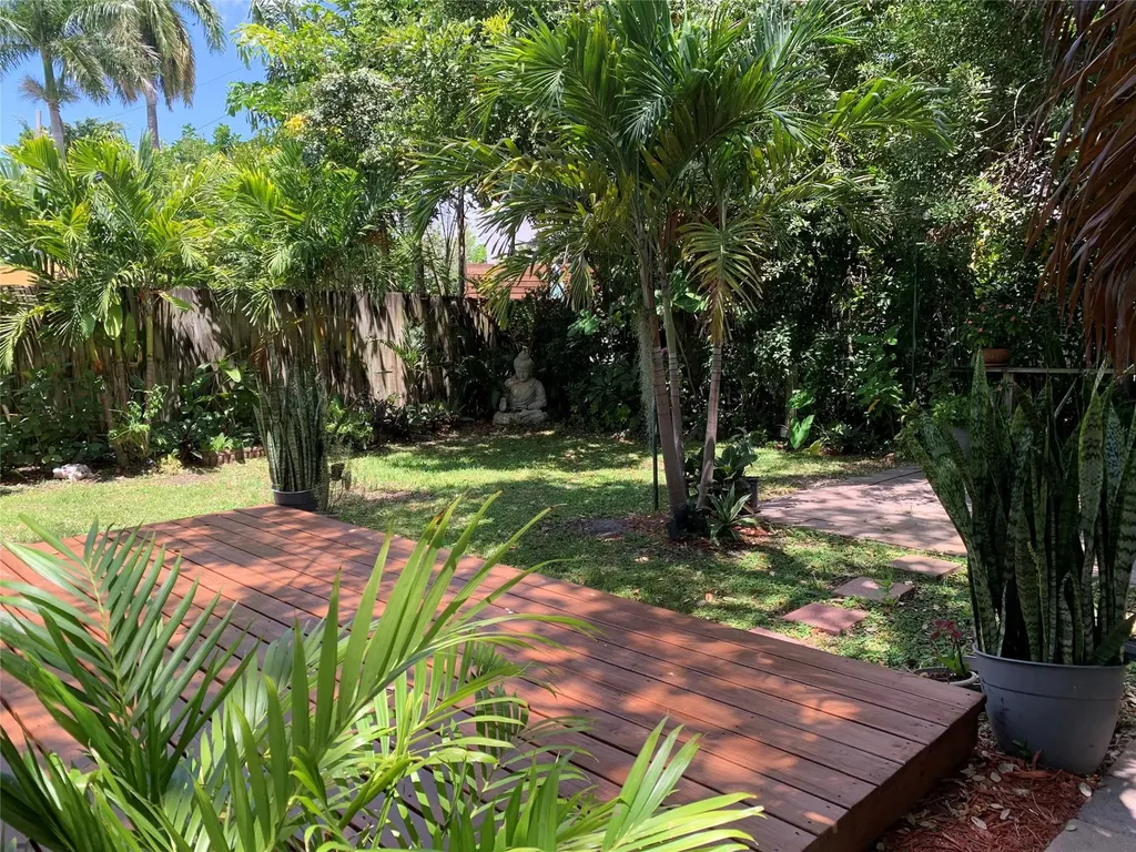 801 SW 10th Street Fort Lauderdale FL 33315