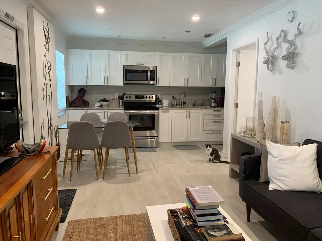 801 SW 10th Street Fort Lauderdale FL 33315