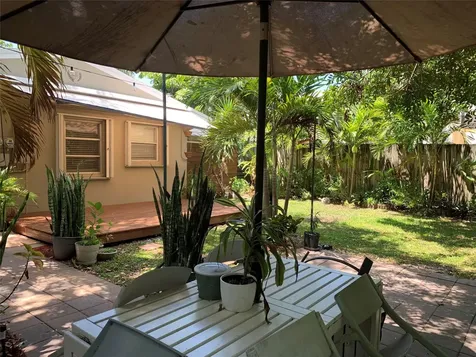 801 SW 10th Street Fort Lauderdale FL 33315
