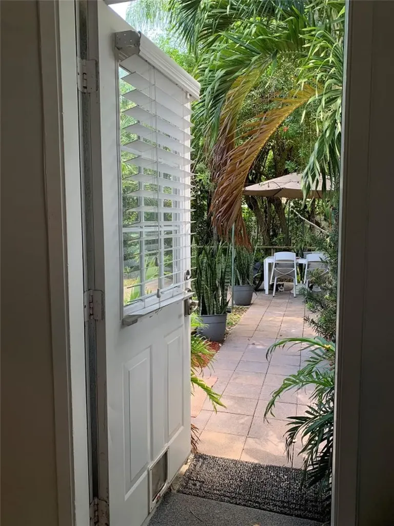 801 SW 10th Street Fort Lauderdale FL 33315