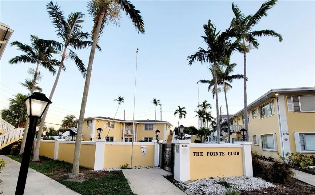 2230 NE 56th Place Fort Lauderdale FL 33308