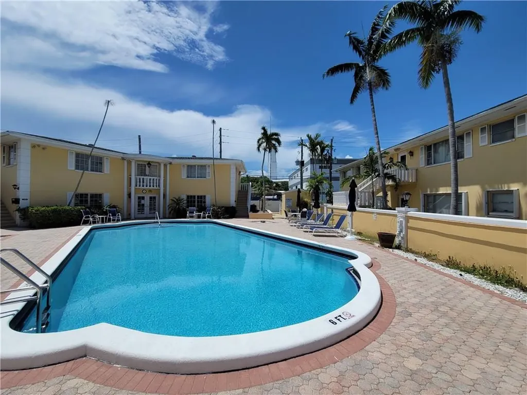 2230 NE 56th Place Fort Lauderdale FL 33308